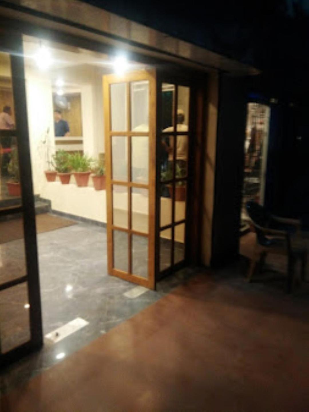 Hotel Supriya International , Bettiah المظهر الخارجي الصورة