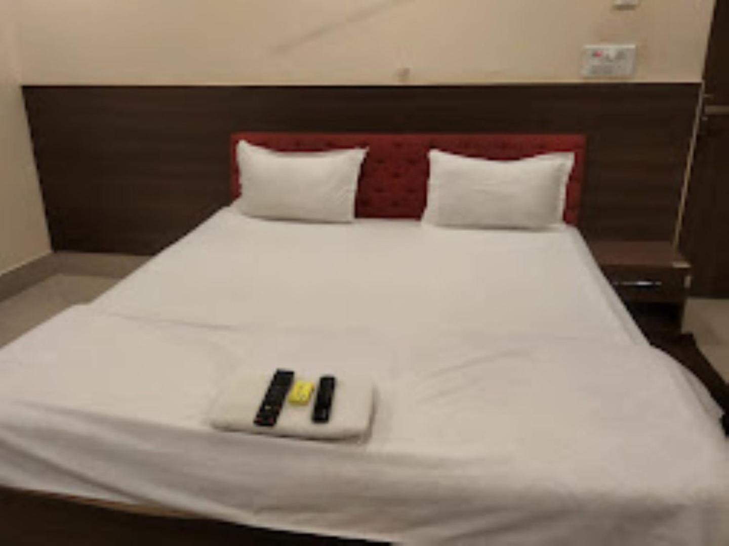 Hotel Supriya International , Bettiah المظهر الخارجي الصورة